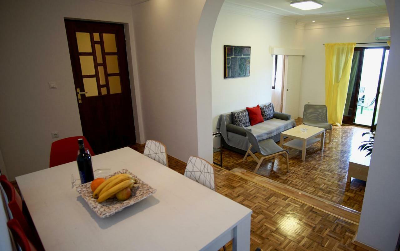 Apartmani Laura Трогір Екстер'єр фото